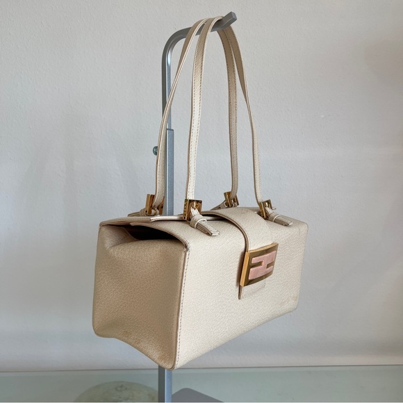 RARE Vintage FENDI Box Baguette Shoulder Bag / FENDI Baguette Bag - Picture 4 of 14